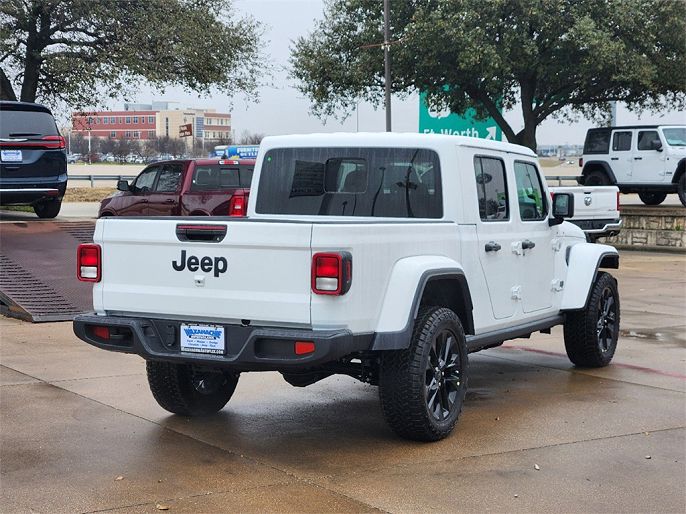 2025 Jeep Gladiator