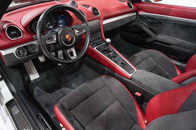 2020 Porsche 718 Spyder