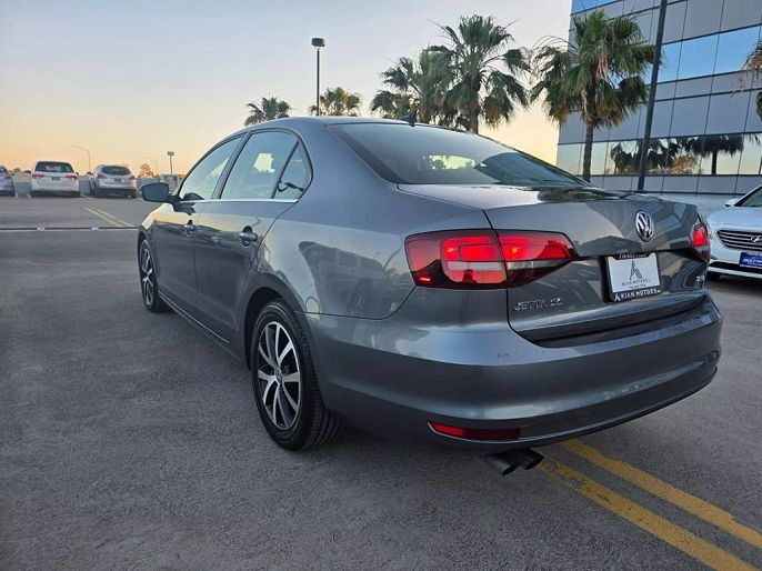 2017 Volkswagen Jetta