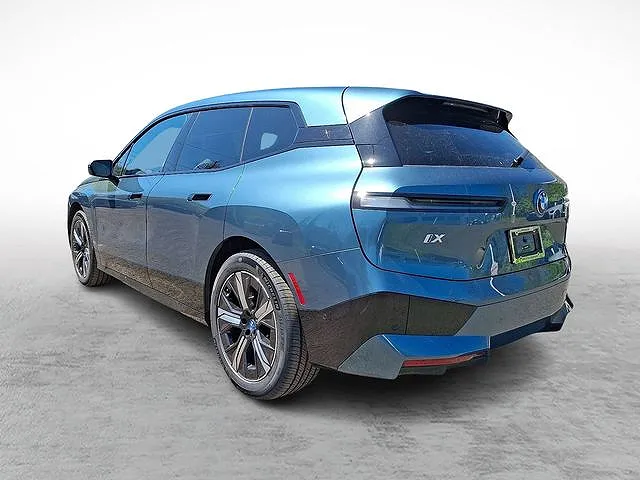 2024 BMW iX
