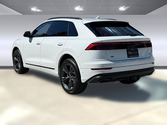 2026 Audi Q8