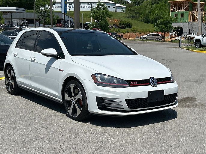 2016 Volkswagen Golf