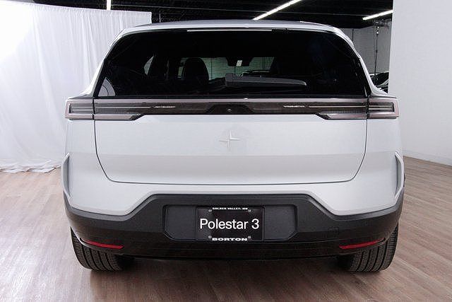 2025 Polestar 3
