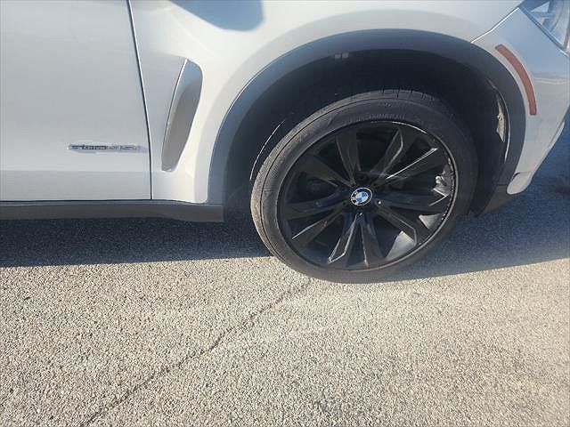 2017 BMW X6 sDrive35i image 3