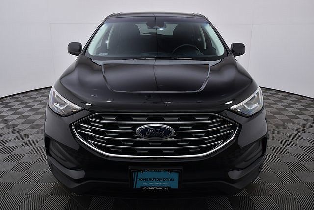 2020 Ford Edge SE image 2