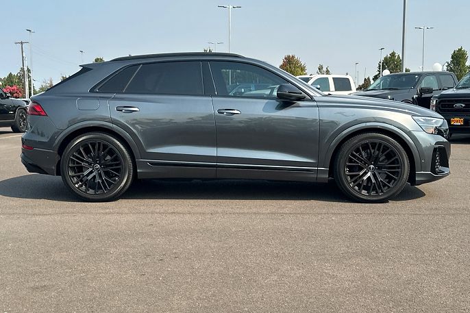 2024 Audi SQ8
