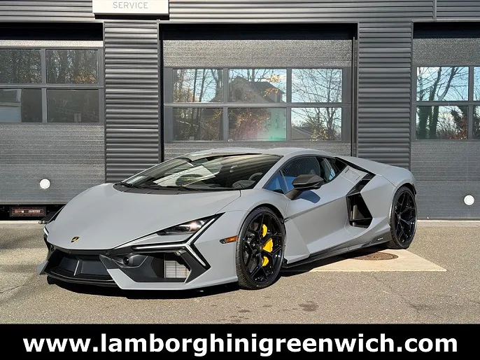 2025 Lamborghini Revuelto