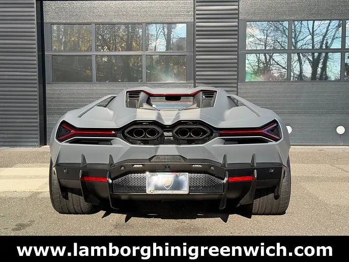 2025 Lamborghini Revuelto