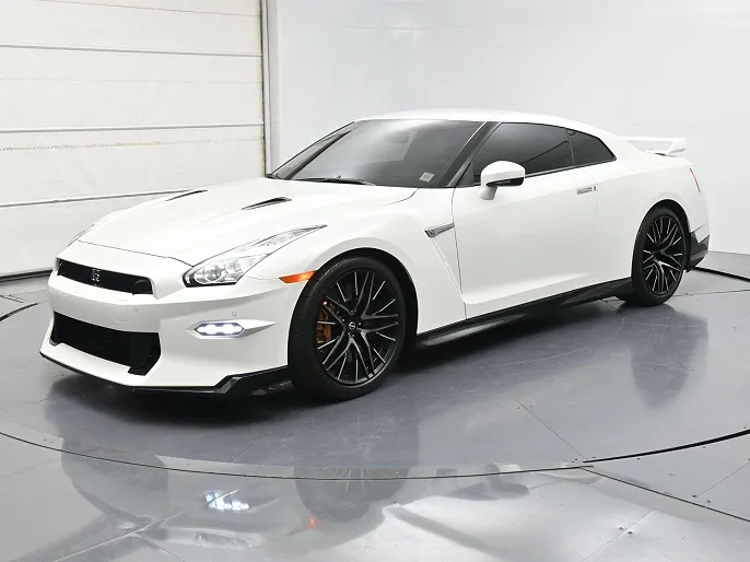 2024 Nissan GT-R