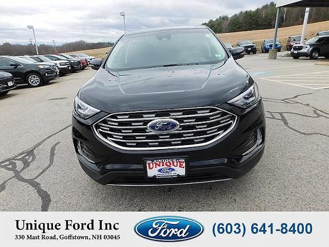 2019 Ford Edge Titanium image 2