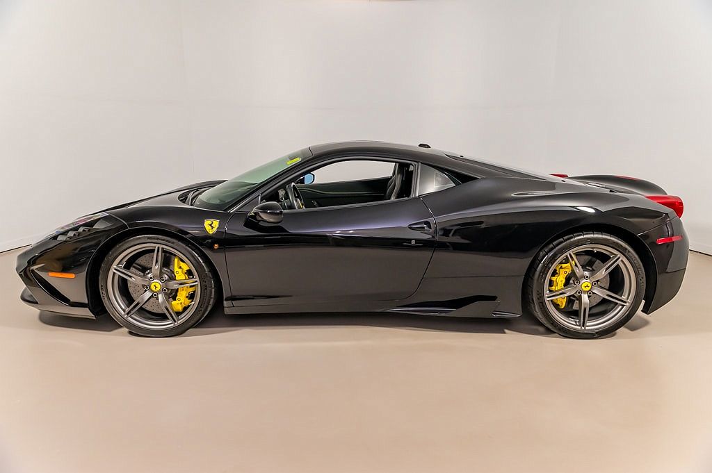 2015 Ferrari 458 Speciale image 3