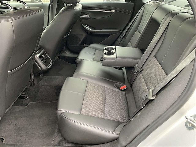 2019 Chevrolet Impala LT image 4