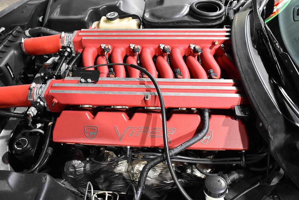 2000 Dodge Viper GTS image 17