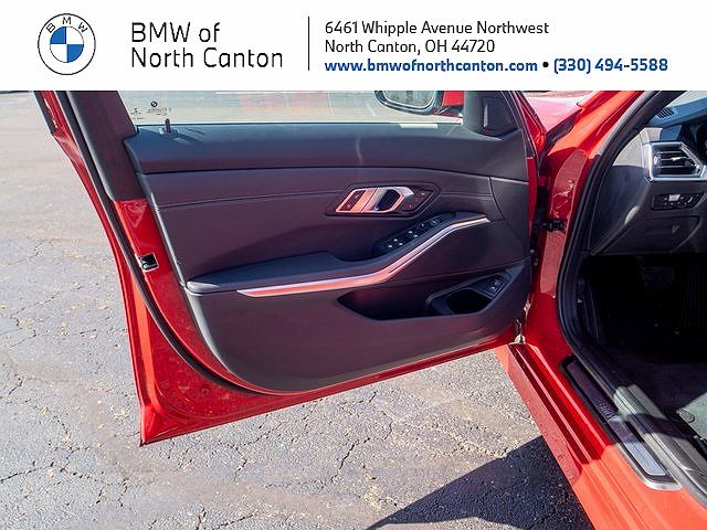 2021 BMW 3 Series 330i xDrive image 5