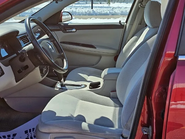 2013 Chevrolet Impala LT image 5