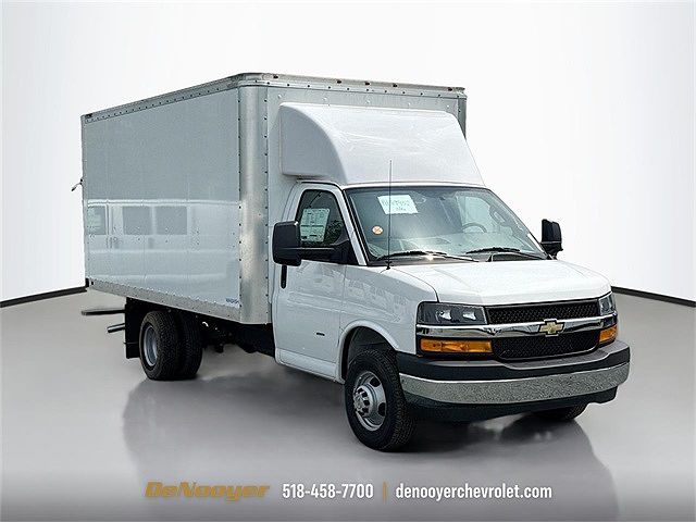 2024 Chevrolet Express