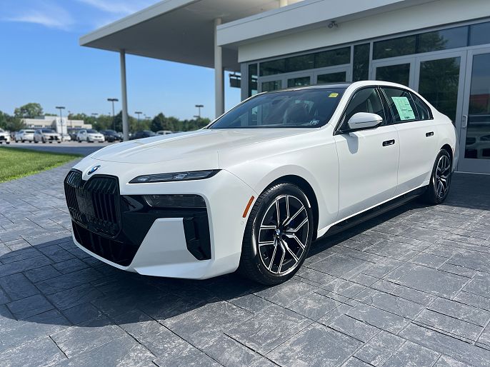 2025 BMW i7