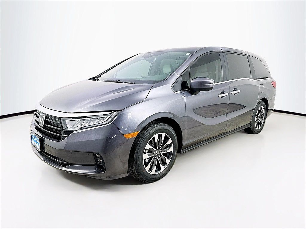 2024 Honda Odyssey EX image 2
