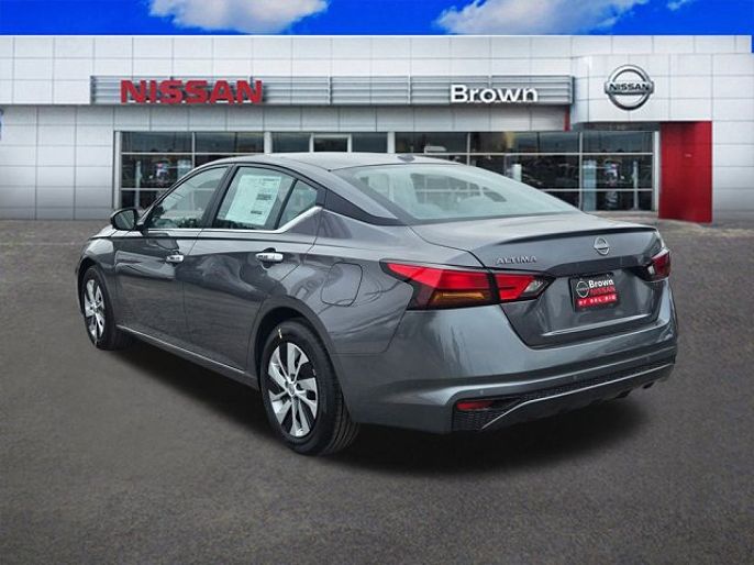 2025 Nissan Altima