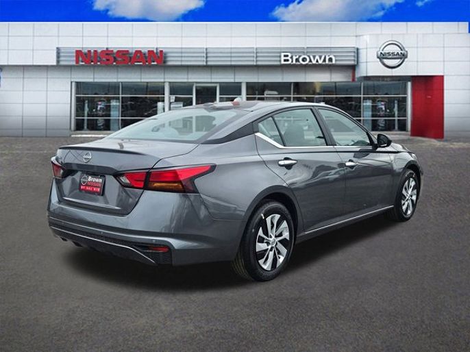 2025 Nissan Altima