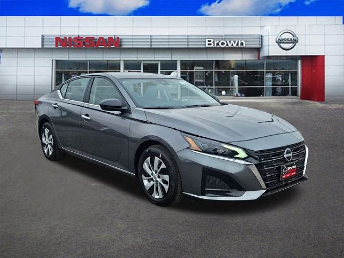 2025 Nissan Altima