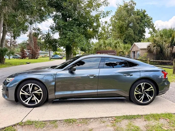 2022 Audi e-tron GT