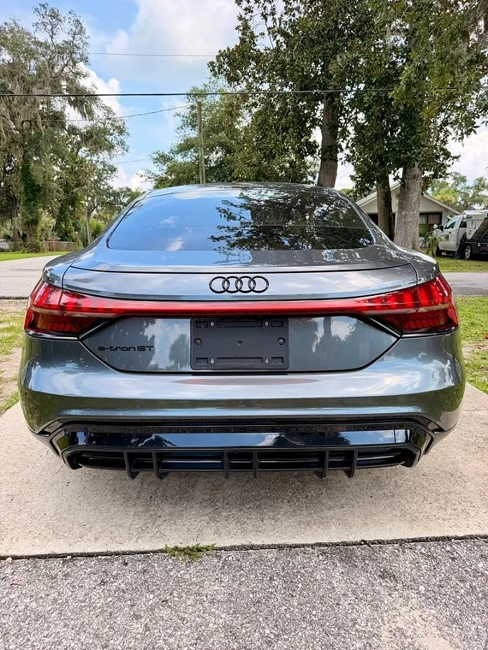 2022 Audi e-tron GT