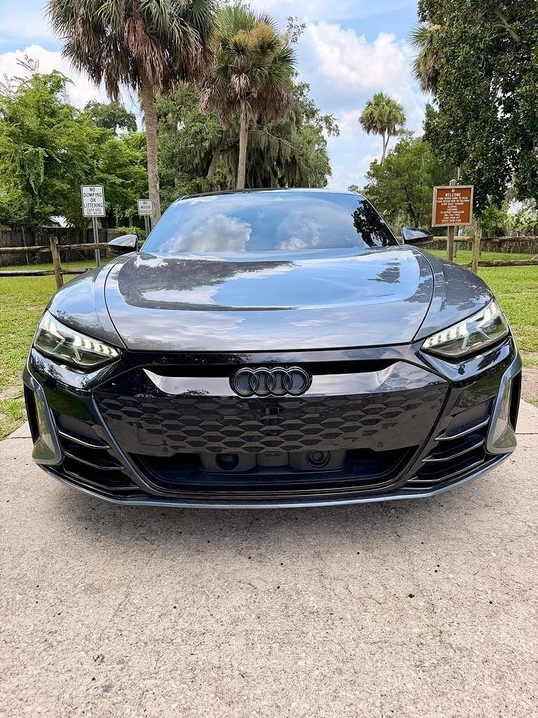 2022 Audi e-tron GT