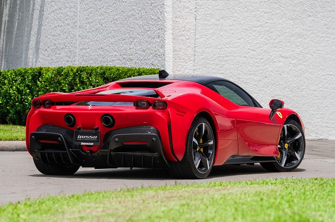 2023 Ferrari SF90