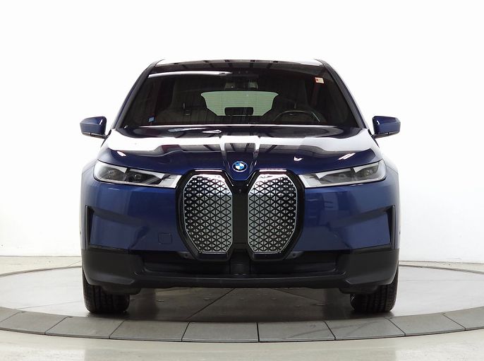 2023 BMW iX
