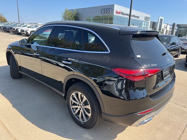2026 Mercedes-Benz GLC