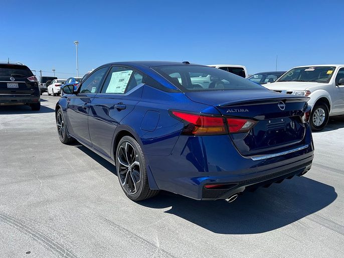 2025 Nissan Altima