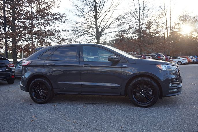 2021 Ford Edge