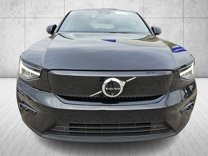2024 Volvo C40