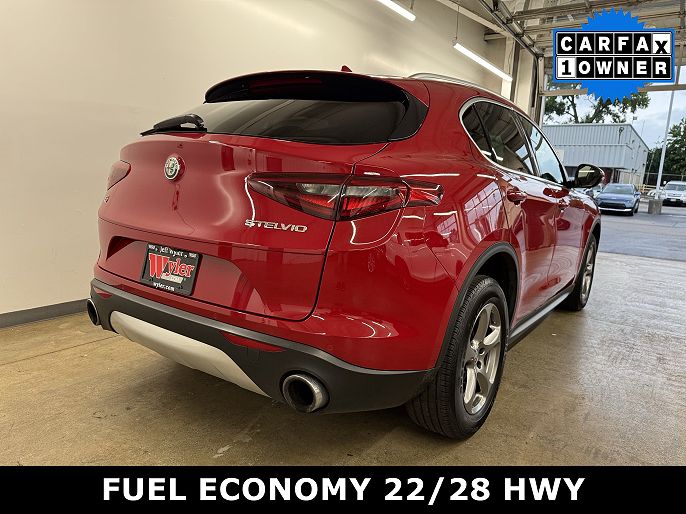 2021 Alfa Romeo Stelvio