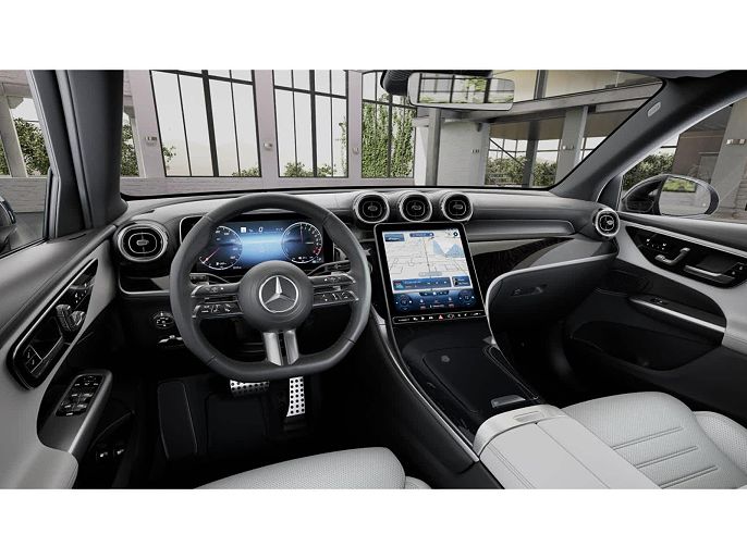2025 Mercedes-Benz GLC