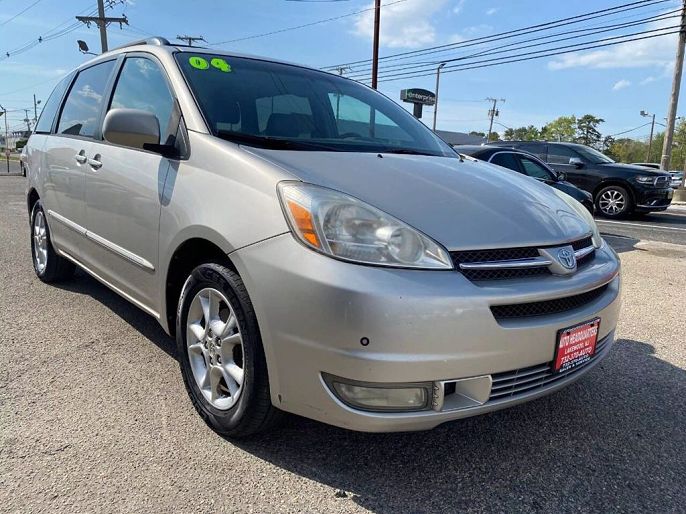 2004 Toyota Sienna