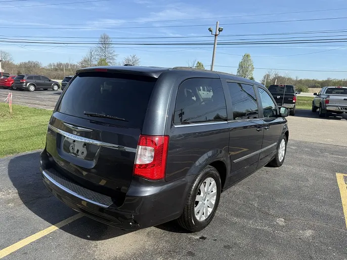 2014 Chrysler Town & Country