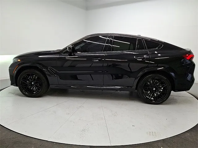 2024 BMW X6 M