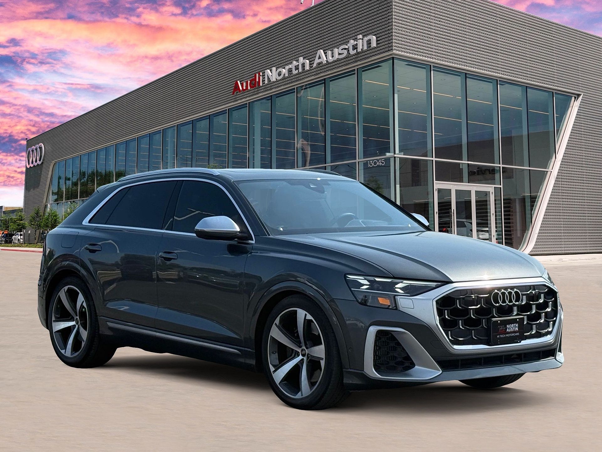 2024 Audi SQ8