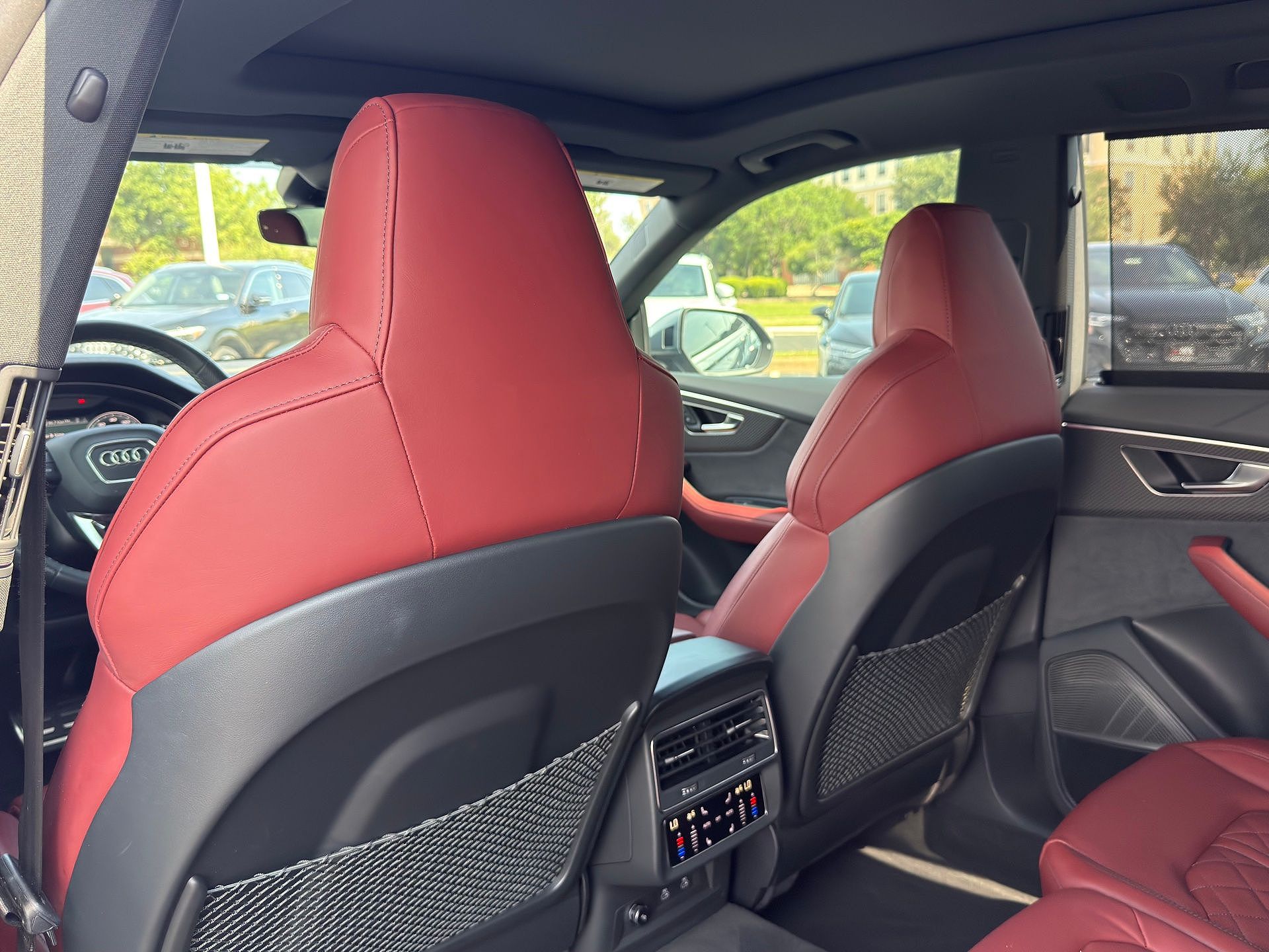 2024 Audi SQ8