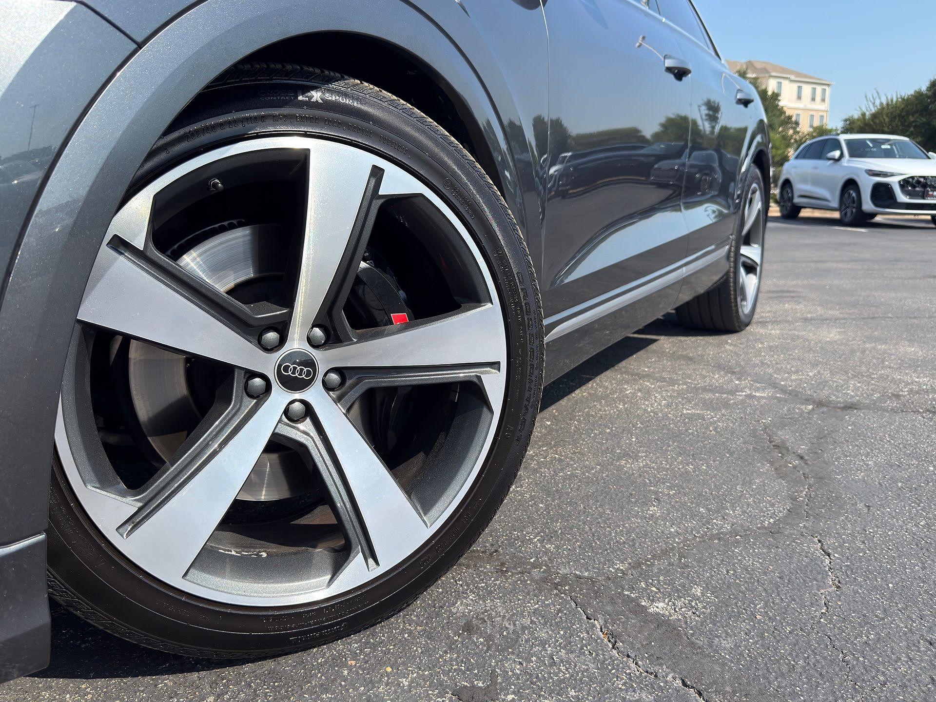2024 Audi SQ8
