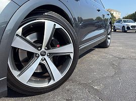 2024 Audi SQ8