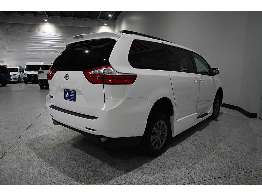 2019 Toyota Sienna