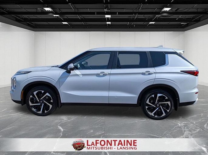 2023 Mitsubishi Outlander