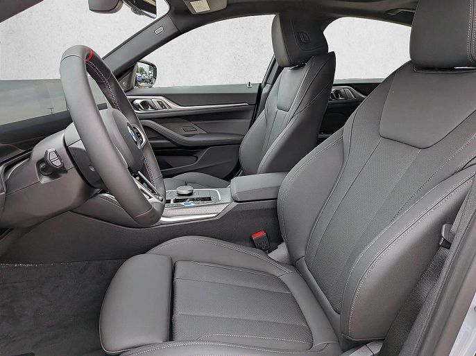 2026 BMW i4