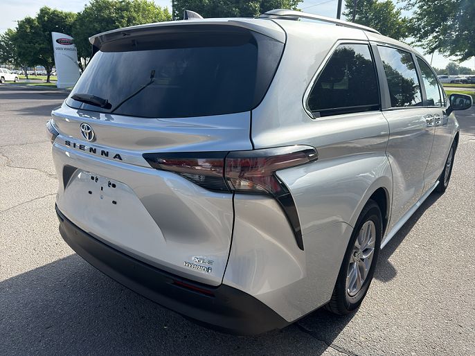2023 Toyota Sienna