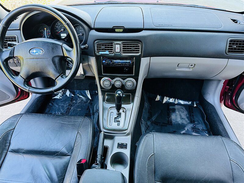 2004 Subaru Forester 2.5XT image 12