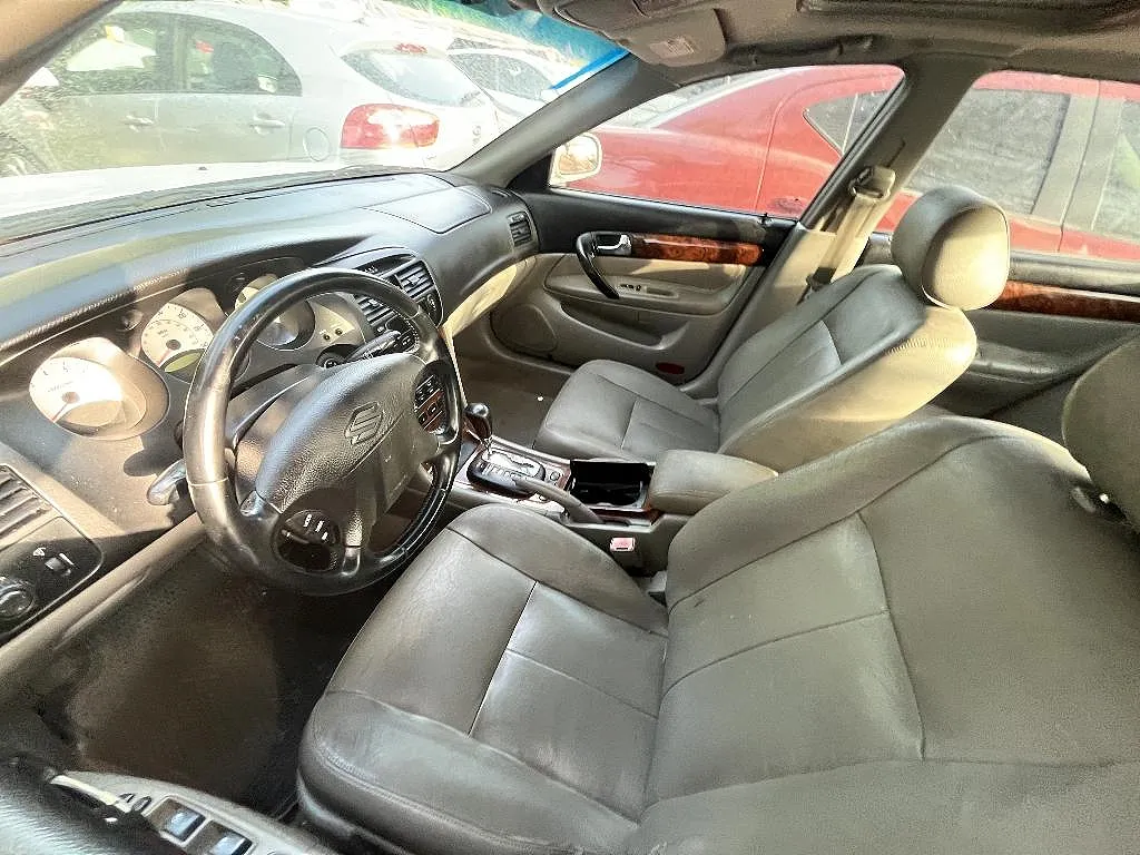 2005 Suzuki Verona