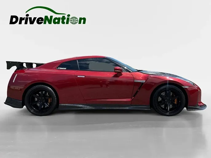 2016 Nissan GT-R